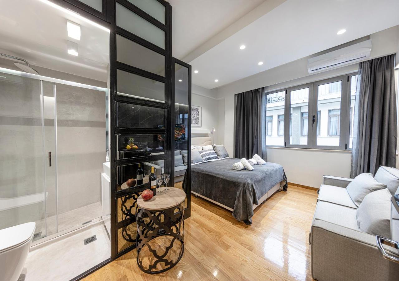 The Monastiraki Metro Lux Suite! Atenas Exterior foto